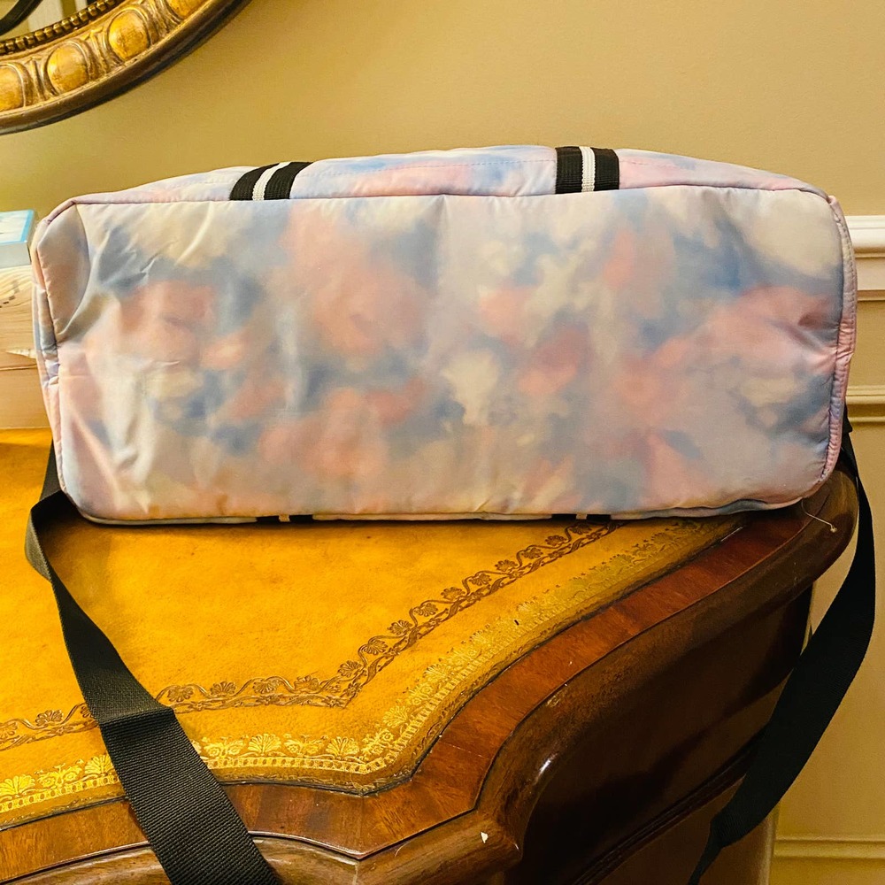 Victoria's Secret PINK Tie Dye Duffle Bag NEW - Picture 9 of 12